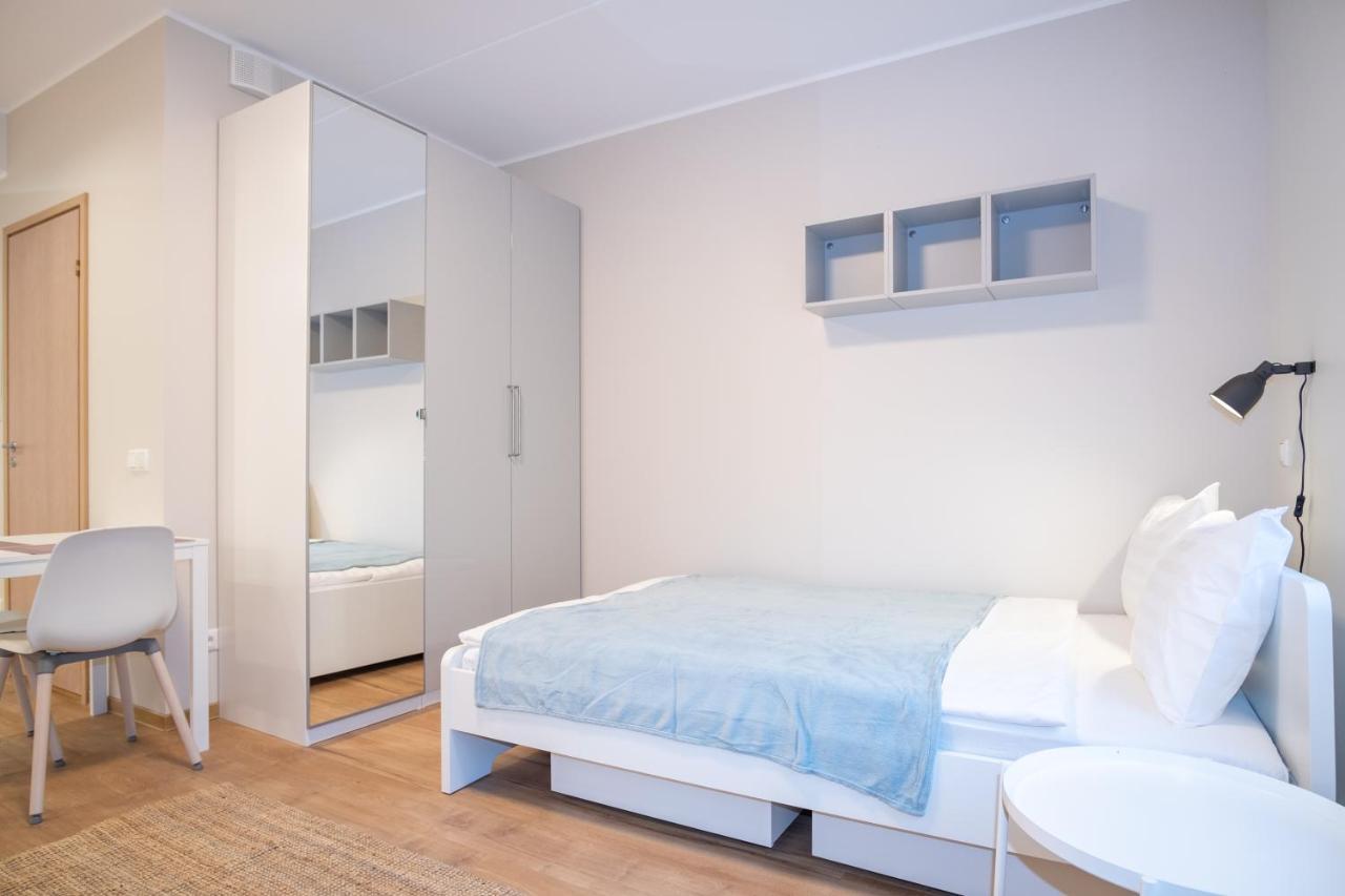 Spacious Mustamaee Apartments - Free Parking Таллин Экстерьер фото