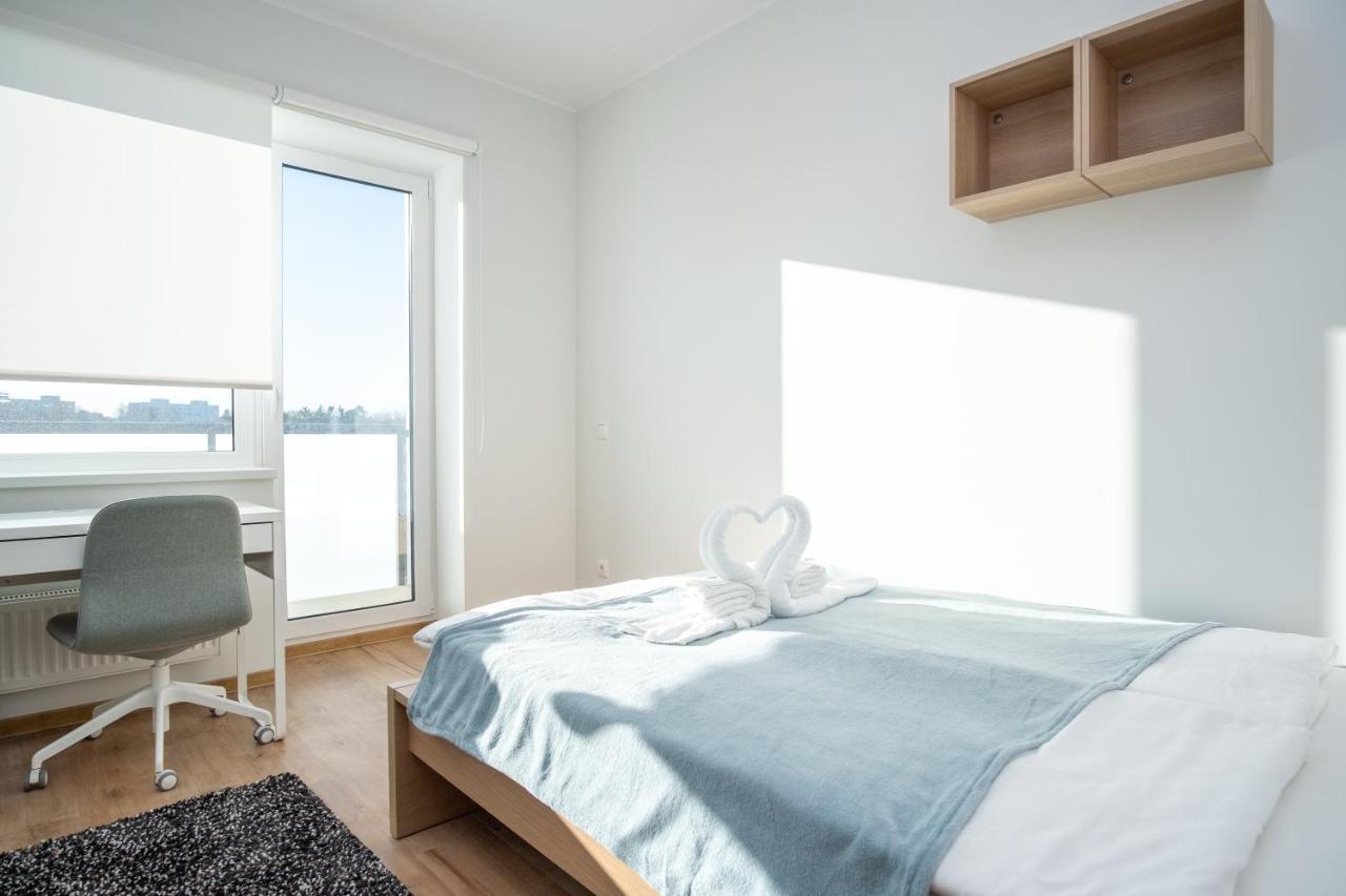 Spacious Mustamaee Apartments - Free Parking Таллин Экстерьер фото
